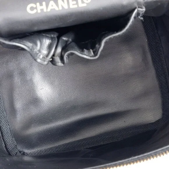 CHANEL Black Lambskin Leather Pouch - Picture 9 of 16
